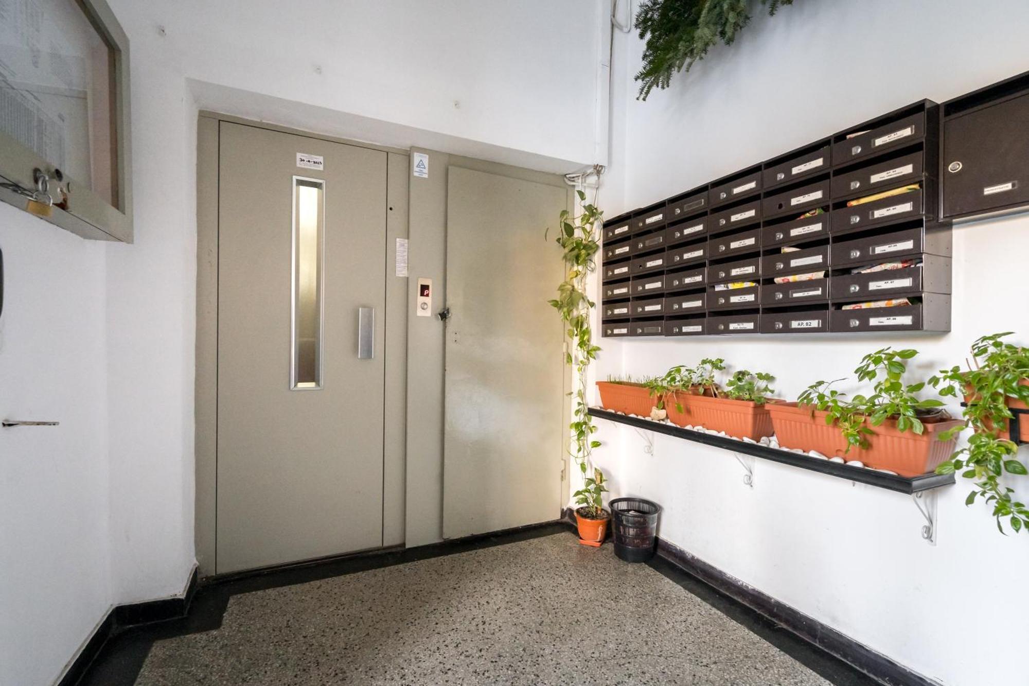 Top Location With Iconic View - Sala Palatului Bucharest Exterior photo